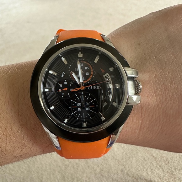 Lot of 4 men’s guess watch 100m silicon bandBRAND NEW NEED BATTERIES NO BOX - Picture 11 of 13